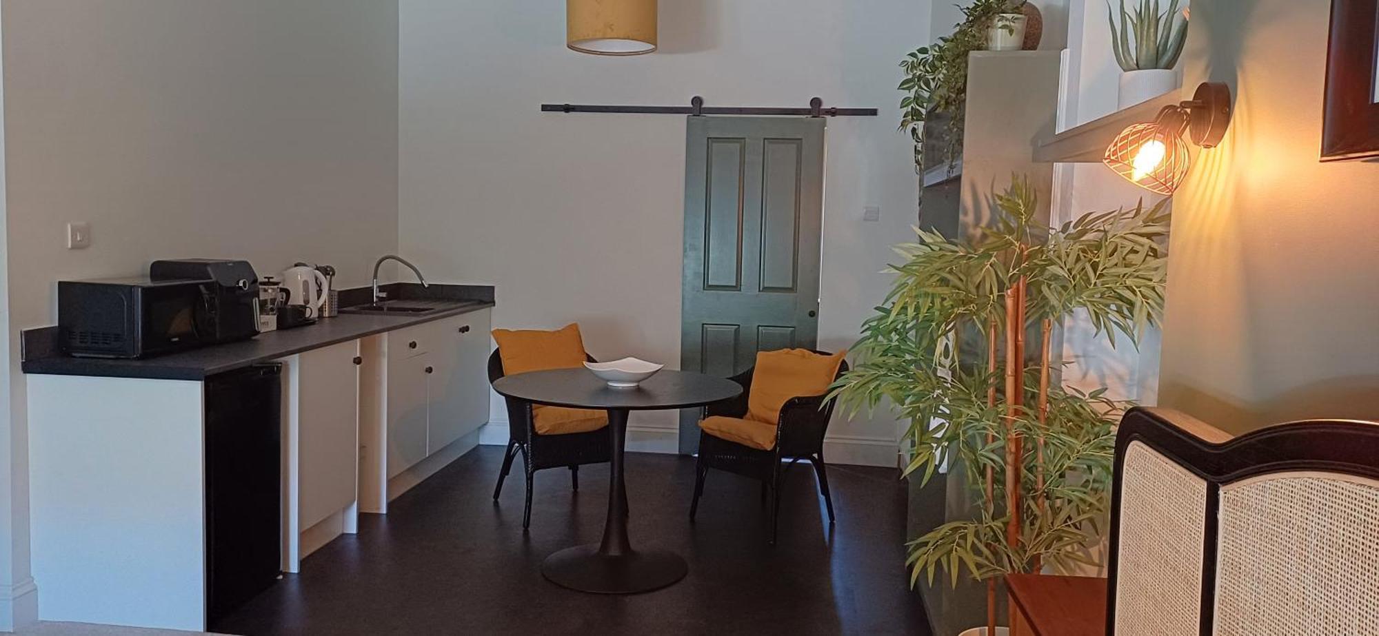 Crescent House Плаймаут